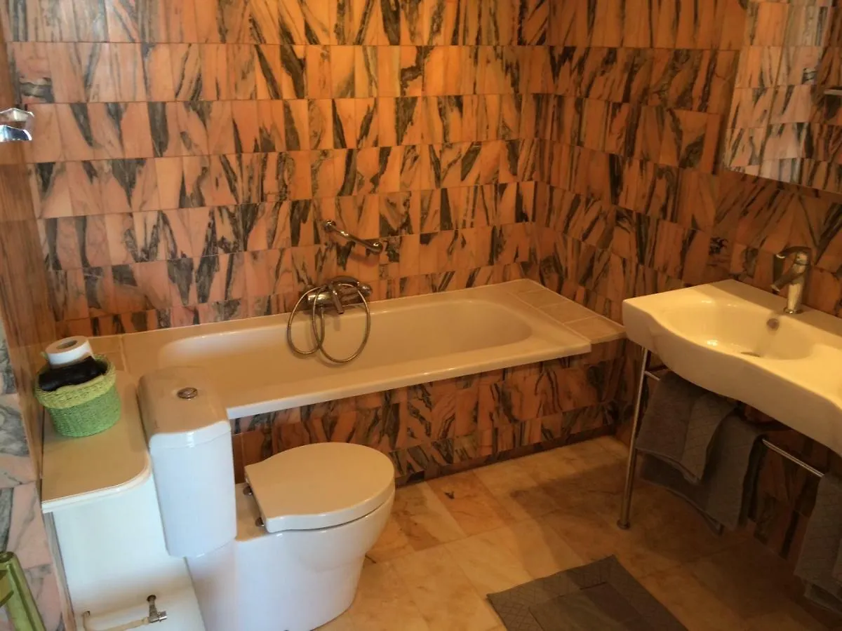 Bed & Breakfast Villa La Lezardiere Bandol